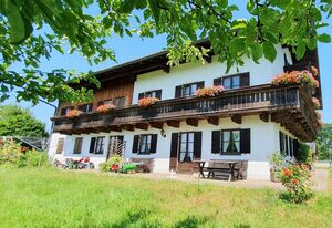 Hechlhof – Ferienwohnung 1, 52 qm für 1-4 Personen mit Balkon