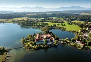 Kloster Seeon Kultur- und Bildungszentrum des Bezirks Oberbayern – Einzelzimmer mit Dusche/WC