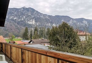 Ferienwohnung Hochstaufen - Chiemgau Karte – Ferienwohnung für 2 bis 4 Personen, 2 Schlafzimmer, Balkon, 64 m²