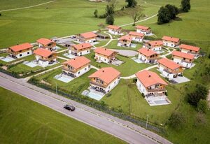 Chalets Inzell - Chiemgau Karte – Chalet 17 mit Sauna und Sommerpool für max. 8 Personen