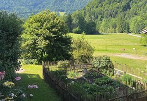Maiergschwendter-Hof inkl. Chiemgaukarte – Doppelzimmer Westernberg mit Dusche und WC, TV, WLAN