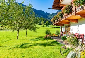 Ferienwohnungen Hollweger inkl. Chiemgaukarte – 3 Appartement 23qm, Balkon, Kochnische, 1 Wohnschlafzimmer, max. 2 Pers, WLAN