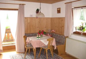 Haus Kress - Chiemgau Karte – Ferienwohnung Gamsknogl für 2 Personen mit Balkon, 44 qm, 1 Schlafzimmer
