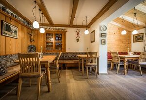 Pension Gimpl – Wohlfühlzimmer 3, 1. OG, Balkon, WLAN