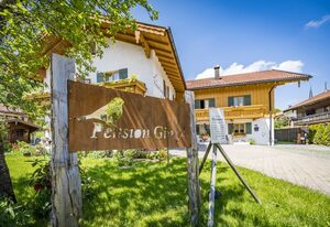 Pension Gimpl – Wohlfühlzimmer 3, 1. OG, Balkon, WLAN
