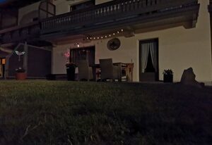 Ferienwohnung Sturm – Sonnige Ferienwohnung, Terrasse, Küche, 1 Schlafzimmer, 1 Wohnschlafzimmer