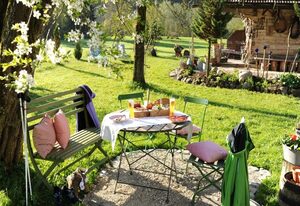 Hansenbauernhof inkl. Chiemgaukarte – Familienzimmer 70qm, Balkon, 2 Zimmer, Dusche, WC und Wohnküche, WLAN, bis 5 P.