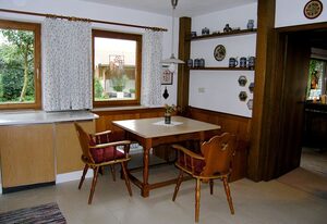 Ferienwohnungen Mayer - Chiemgau Karte – Erdgeschosswohnung München für 5 Personen, 2 Schlafzimmer, Terrasse, 100 m²
