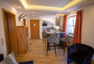 Haus Thanner - Chiemgau Karte – Ferienwohnung Almenrausch für 2 Personen mit Balkon, 38 m²