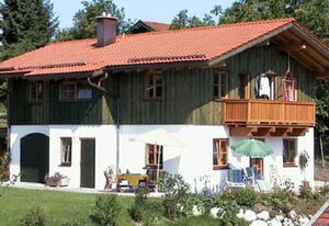 Ferienwohnungen Wolfgang Geistanger - inkl. Chiemgaukarte – Ferienwohnung Maria, 40 qm, 1 Schlafzimmer und 1 Wohnzimmer, Terrasse, WLAN