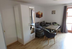 Ferienwohnung Mayer - Chiemgau Karte – Ferienwohnung für 2 Personen, 1 sep. Schlafzimmer mit Terrasse, 41 m²