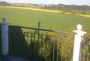 Ferienwohnung Hartinger – Gemütliche Ferienwohnung (75qm) im 1. Obergeschoss