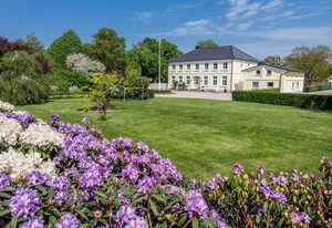 Backhaus West
