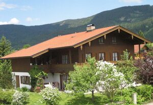 Ferienwohnung Gundi Scheurl - Chiemgau Karte – Ferienwohnung für 4 Personen mit Balkon, 1 Schlafzimmer und 1 Wohn/Schlafraum, 42 m²