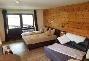 Inzell Ferienwohnung für 4  Personen mit Bergblick, Panoramablick und Balkon