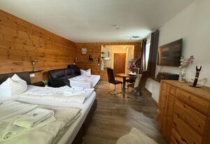 Inzell Ferienwohnung für 4  Personen mit Bergblick, Panoramablick und Balkon
