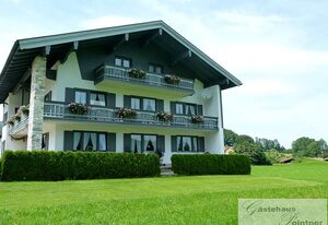 Gästehaus Pointner – Doppelzimmer 3 mit Balkon, Dusche und WC, Sitzecke, TV, WLAN