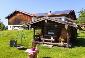 Sotterhof - Chiemgau Karte – Ferienwohnung Lavendel für 2 Personen mit Balkon, Wohnküche, Schlafzimmer, 45 qm
