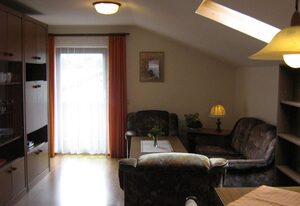 Haus Scheucher - Chiemgau Karte – Ferienwohnung Gamsknogl für 2 Personen, 1 Schlafzimmer, Küche, Balkon, 50 qm