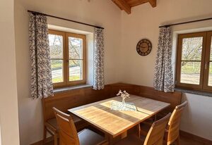 Jaklmühlner Hof – Helle, gemütliche Ferienwohnung mit Balkon, 70qm