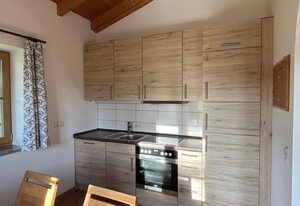 Jaklmühlner Hof – Helle, gemütliche Ferienwohnung mit Balkon, 70qm