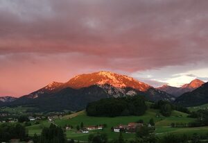 Obersteinberg-Hof inkl. Chiemgaukarte – Ferienwohnung Puppenstübchen, 53qm, mit Balkon, Kochnische, WLAN