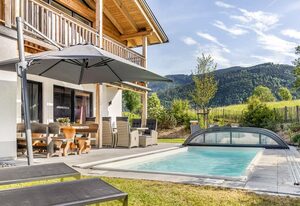 Chalet Alpenzauber - Chiemgau Karte – Ferienhaus mit Pool für 6 Personen, 3 Schlafzimmer, 128m²