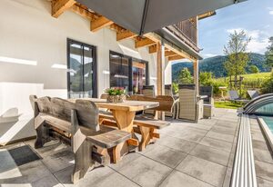 Chalet Alpenzauber - Chiemgau Karte – Ferienhaus mit Pool für 6 Personen, 3 Schlafzimmer, 128m²