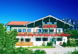 Appartements Reiter am See - Chiemgau Karte – Ferienwohnung Typ I für 2 Personen, Pantry Küche, Badezimmer, 30 qm