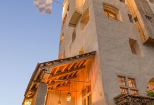Fürstenpalais im Turm zu Schloss Schedling