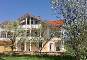 Shania Residence