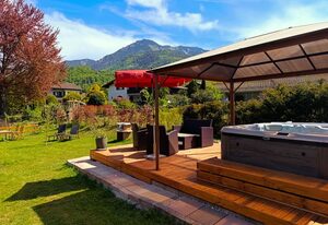 Chiemgauferienwohnungen - Wanderlust und Alpenrose – Wanderlust 72 m², für 4 Personen, 1 sep. Schlafzimmer, WLAN, Terrasse