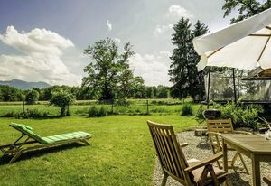 5 Sterne FeWo mit Garten und Bergblick in Chiemsee-Nähe – Ferienwohnung Chiemsee Sonne, 142 qm mit Garten und Sauna