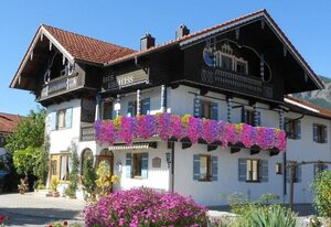 Haus Edelweiß – Doppelzimmer, eigene Etagendusche/-WC, 15 m², ohne Frühstück, WLAN