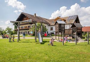 Panoramahof Stief – Appartement Gänseblümchen bis 3 Personen, Balkon, 30 qm