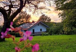 Ferienwohnung Grabner – Ferienwohnung für bis 4 Personen, 50 qm, auf 2 Ebenen, Balkon und Terrasse
