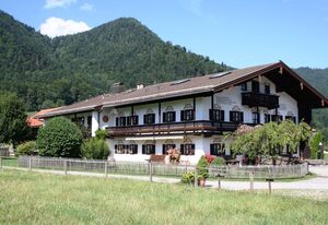 Beim Wiesenhansen inkl. Chiemgaukarte – Appartement 5, 38qm, Balkon, Kochnische, 1 Wohn- Schlafraum, max. 2 Pers., WLAN