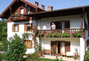 Haus Elisabeth – Ferienwohnung 60 qm, bis 4 Personen, 2 Schlafzimmer, Terrasse, Nichtraucher
