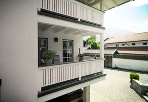 Ferienwohnung Haberlander inkl. Chiemgaukarte – Ferienwohnung 70qm, Balk., Küche, 2 Schlafzimmer, 1 Wohnschlafzimmer, max. 4 P.
