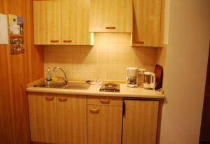 Gästehaus Stoanerhof – Doppelzimmer 2, Dusche/WC, Fön, Safe, WLAN, Kabel-TV, Nichtraucher