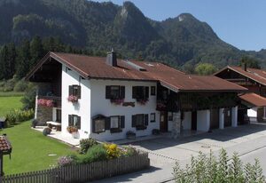 Haus Moosbach – Ferienwohnung, 1-4 Personen, 52 qm , Wohnküche, 2 Schlafzimmer, Südbalkon