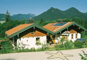 Forsthaus Röthelmoos inkl. Chiemgaukarte – Ferienwohnung 55qm, Terrasse, Kochnische, 1 Schlafzimmer, Wohnzimmer, max 2 P.