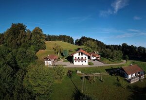 Ferienwohnung Fritzenwenger – Ferienwohnung bis 4 Pers., 59qm, 2 sep. Schlaf.,Balkon