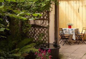 FeWoLo - Chiemgau Karte – Fünf Gehminuten vom See, 3 Zimmer Wohnung mit Garten