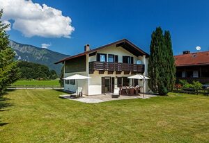 Ferienhaus Balsbergblick – Ferienhaus 153 m², bis 6 Personen, 3 sep. Schlafzimmer, 2 Bäder, WLAN, Terrasse