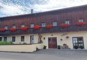 Gästehaus Schörgenhofer – Ferienwohnung am See 2
