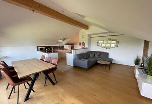 Lapperhof – Ferienwohnung bis 6 Pers. im 1. OG, Balkon, 100 qm
