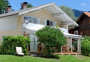 Fill's Oase am Bach – Ferienhaus für 1 bis 7 Personen, 165 m², Wohnbereich, Küche, 3 Schlafzimmer, Bad, Terrasse, WLAN