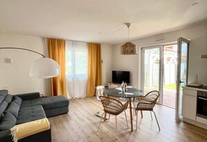 Ferienwohnung Am bayrischen Meer – Ferienwohnung in Strandnähe, 75qm, 2 separate Schlafzimmer, Terrasse