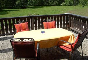 Haus Huberin inkl. Chiemgaukarte – Ferienwohnung 63qm, Balkon, Wohnküche, 2 Schlafzimmer, max 4 Personen